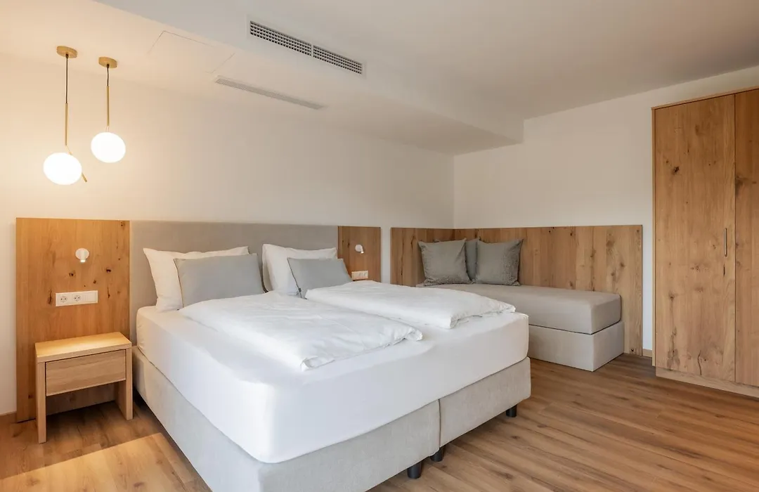 Laurena Aparthotel Near Brixen-1