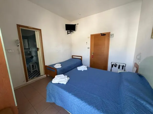 Hotel Everest-1