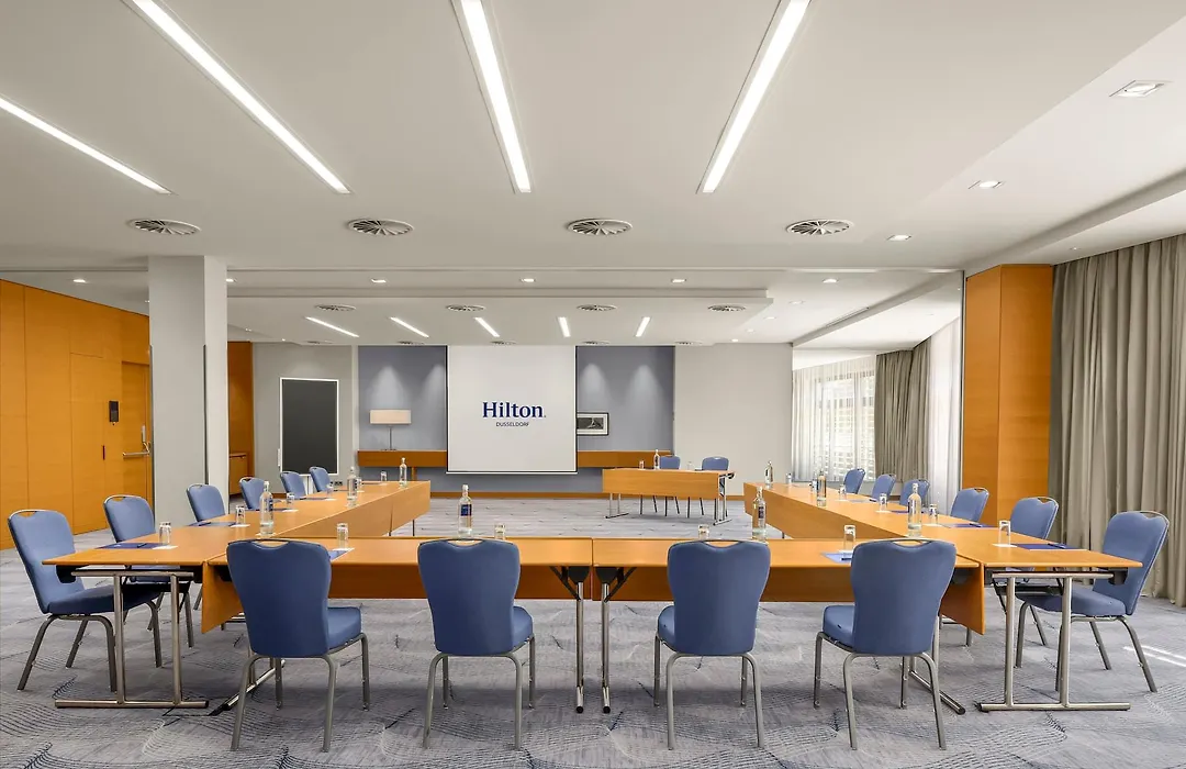 Hilton Duesseldorf-1