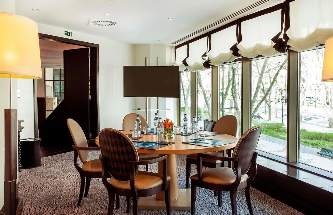 Sofitel Lisbon Liberdade-1