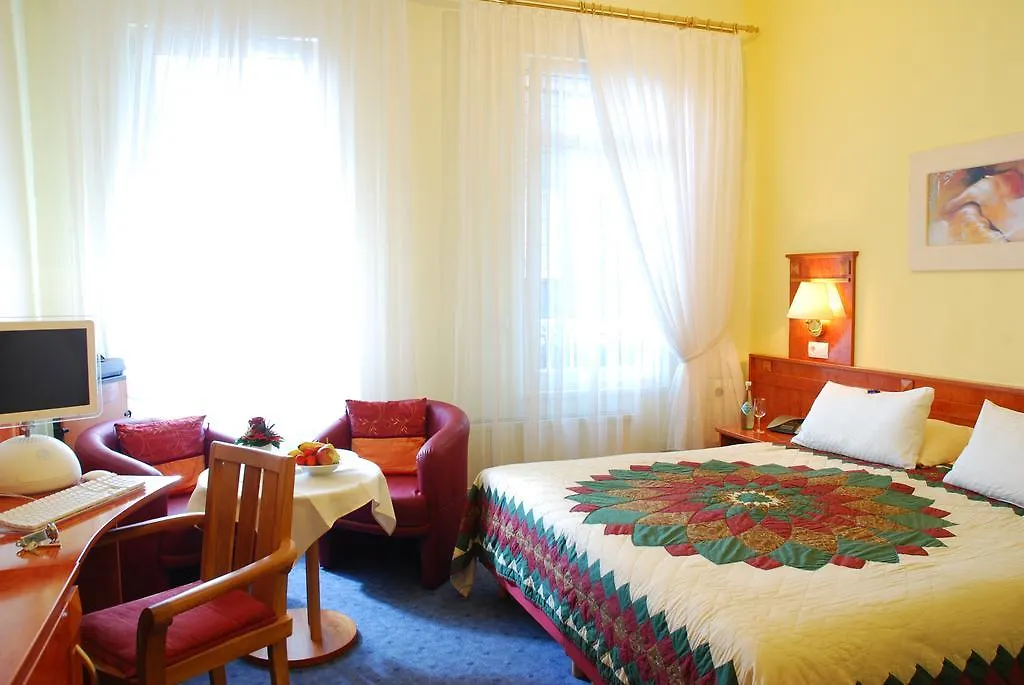 Hotel ZUM TURM-1