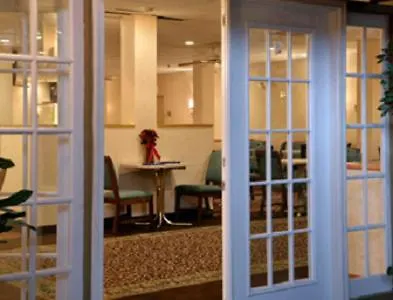 Plaza Hotel And Suites-1