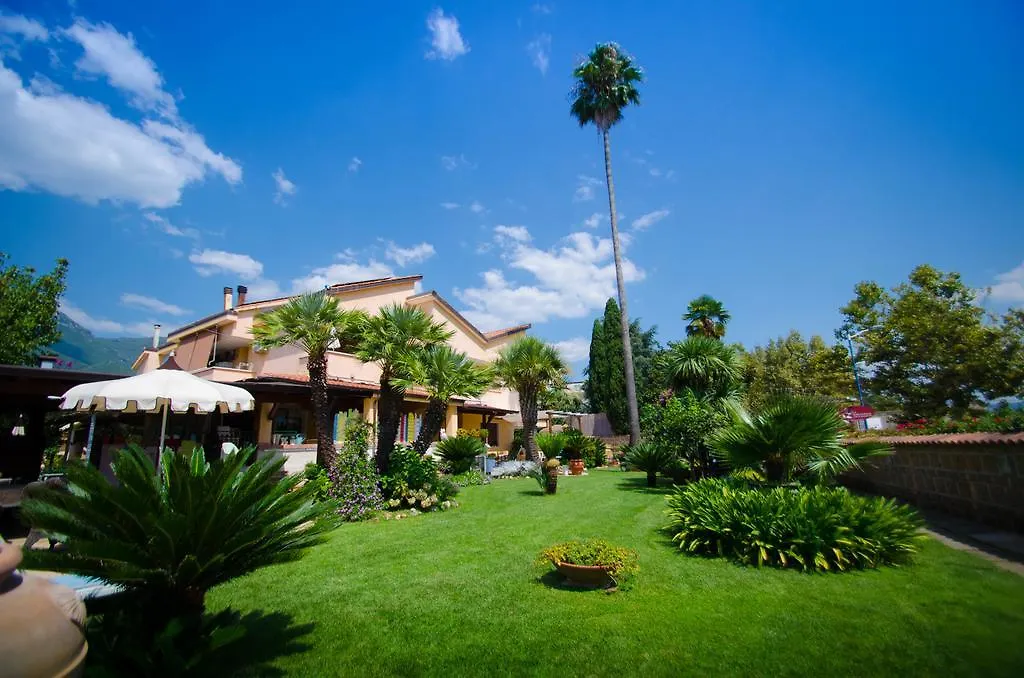 La Magnolia B&B-1