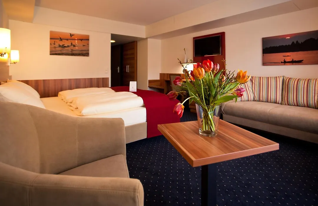 Hotel Knaus am Hafen-1