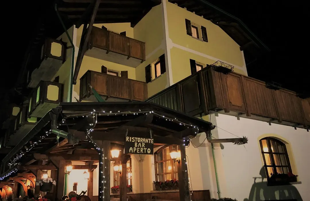 Hotel Tosa-1