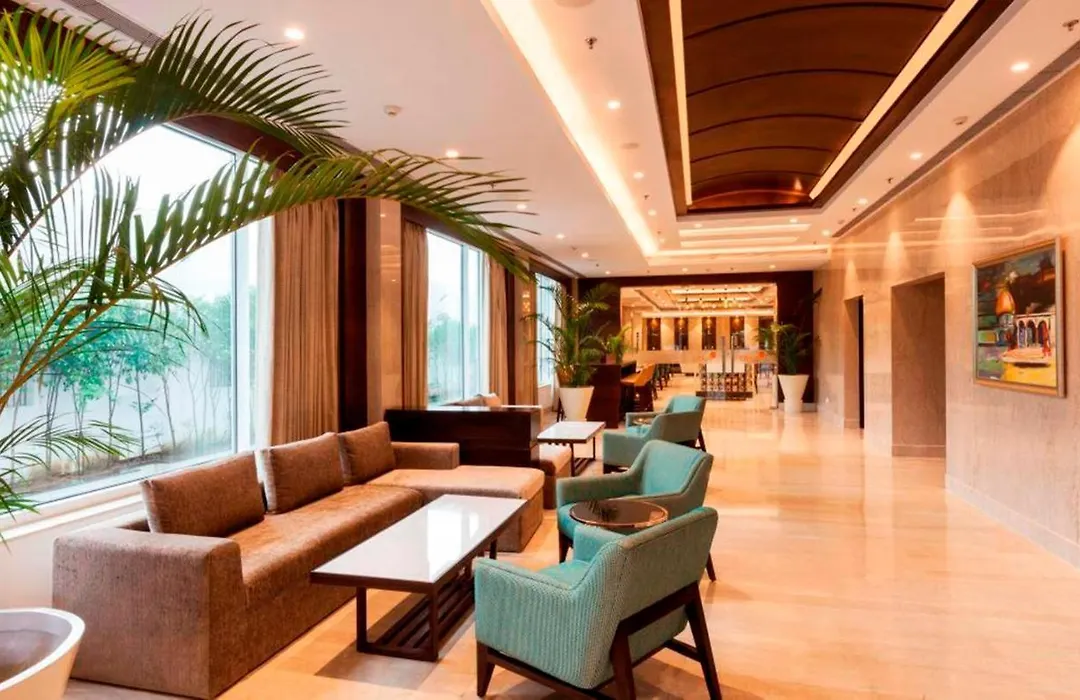 Lemon Tree Hotel Lucknow-1