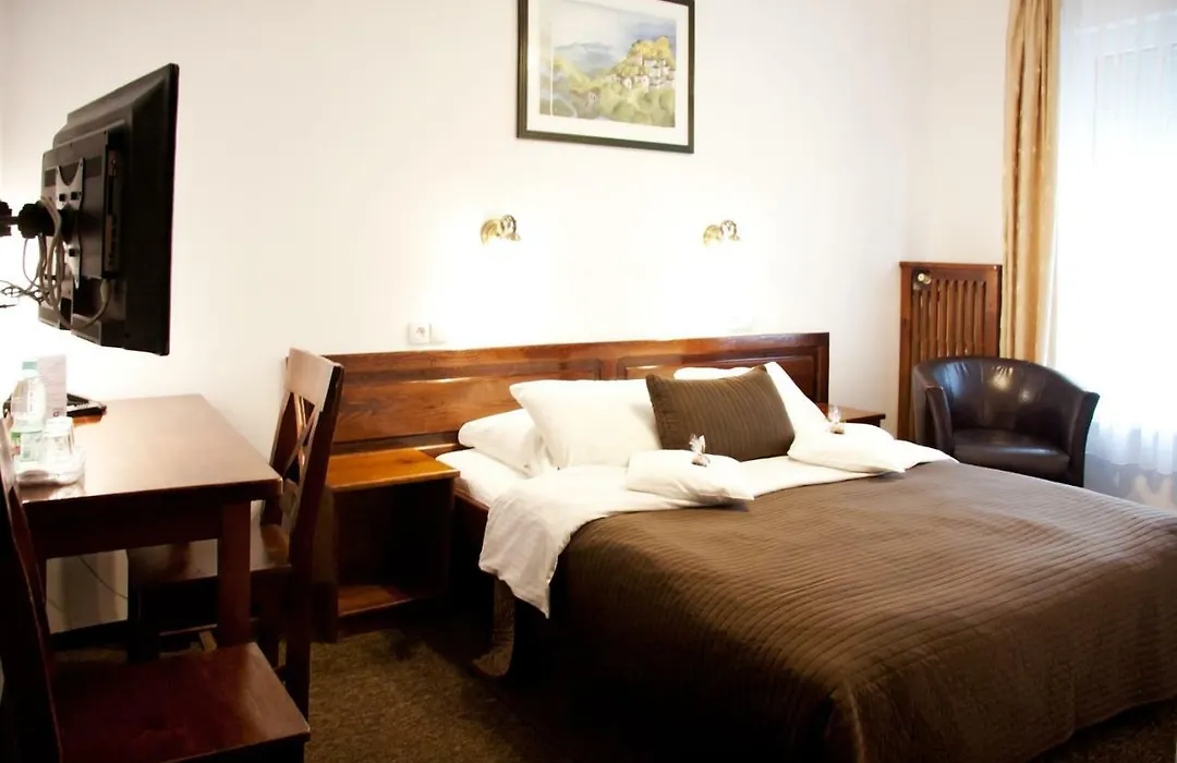 Hotel Pod Orlem-1