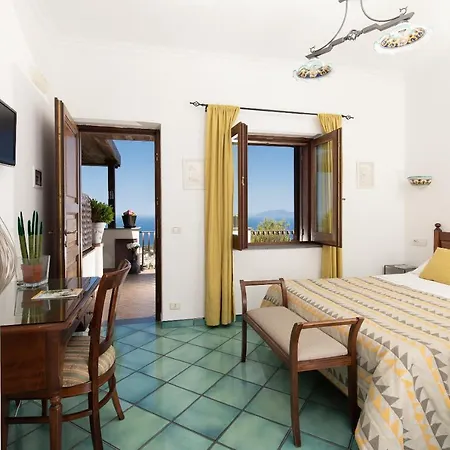 Monte Solaro Bed & Breakfast-2