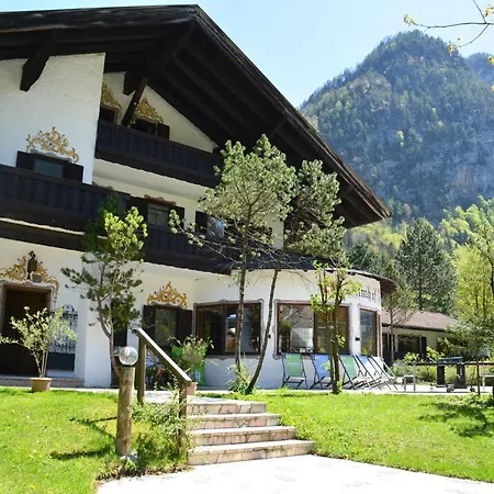Pension Almhof Baumgarten-2