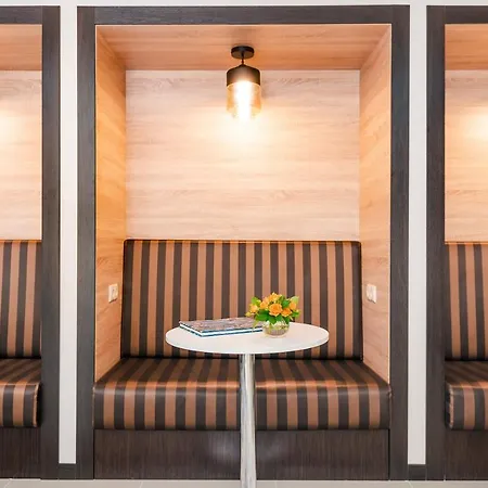 City Park Apart Hotel By Chm-2