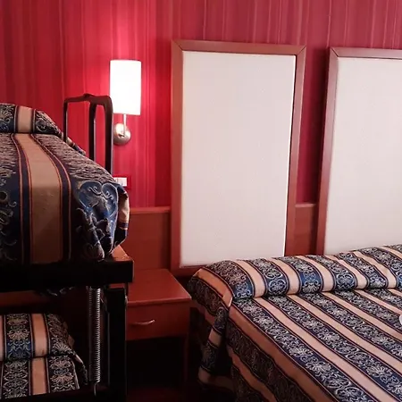 Hotel Promenade Universale-3