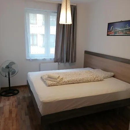 Corvin Holiday Apartments Hotel-3