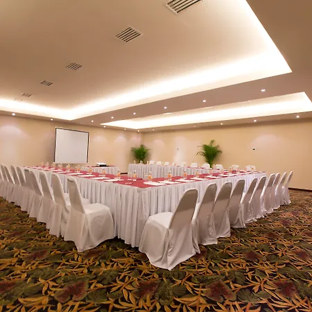 Seadust Cancun Beach Resort-2
