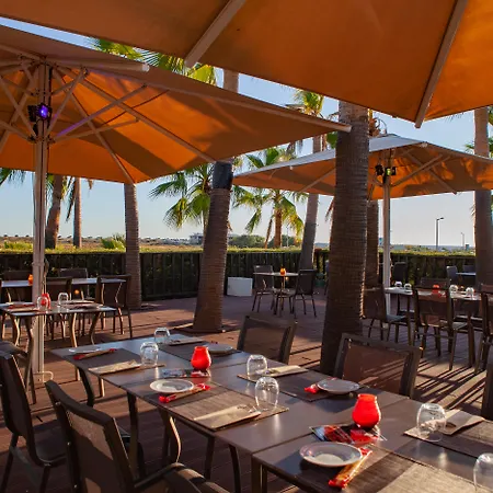 Wine & Books By The Sea, Algarve Resort-3