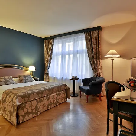 Elysee Hotel-3