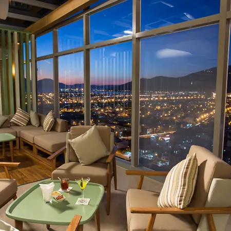 Fusion Suites Da Nang-3