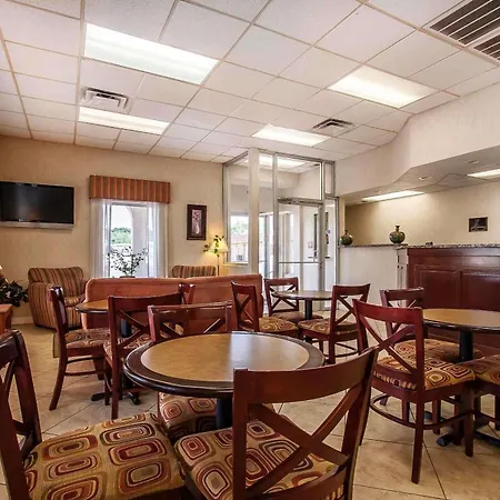 Quality Inn & Suites Covington-3