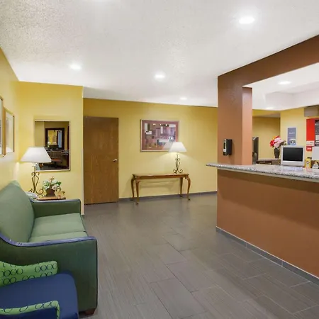 Days Inn By Wyndham Fremont-3