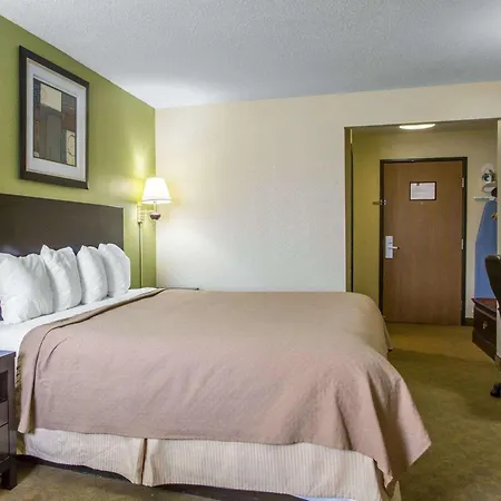 Quality Inn Merrillville-3
