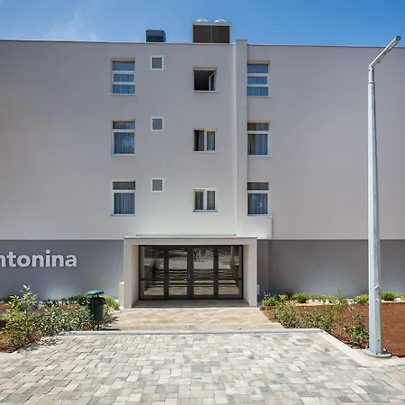 Villas Arausana & Antonina-2