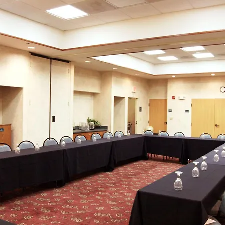 Hampton Inn & Suites Kansas City-Merriam-2