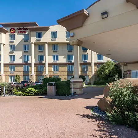 Clarion Hotel & Conference Centre-3