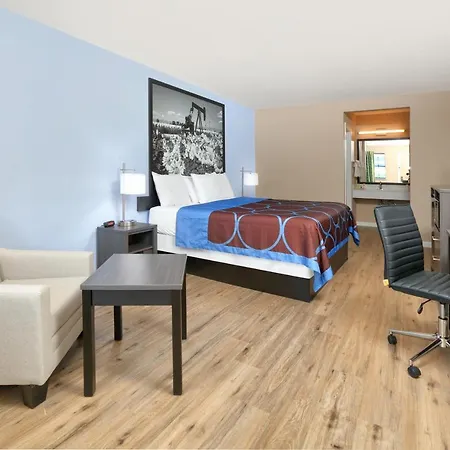 Super 8 By Wyndham Victoria - South - Hwy 59-3