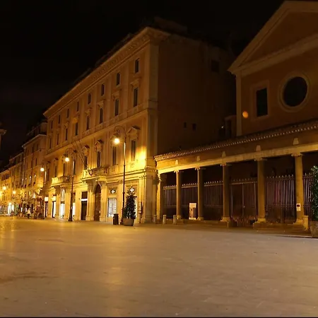 Relais San Lorenzo In Lucina-3