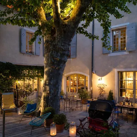 La Maison Sur La Sorgue - Esprit de France-2