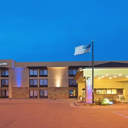 Holiday Inn Express Hotel & Suites Colby By Ihg-2