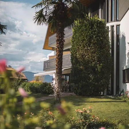 Julias Guesthouse-2