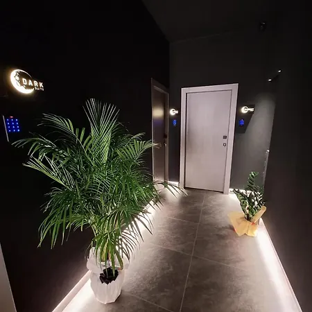 Dark & Light Rooms & Luxury Suites-3