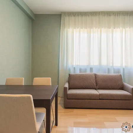 Einaudi Guesthouse By Apulia Accommodation-2