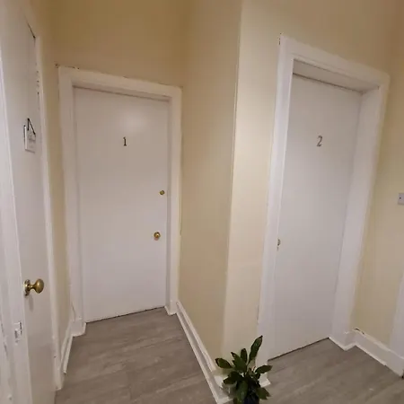 Cathcart Place Rooms-2