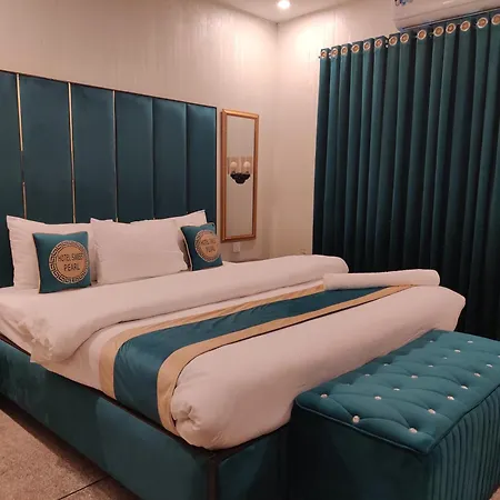 Hotel Swiss Pearl-3