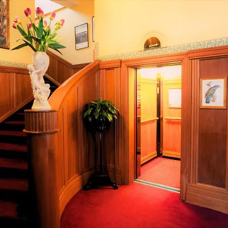 The County Hotel-2