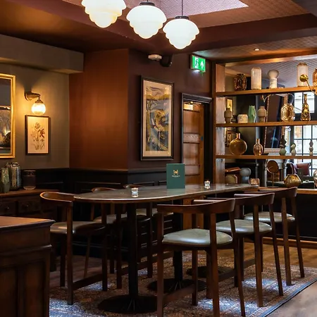 Hort'S Townhouse-3