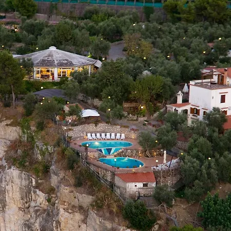 Villaggio Villa Lubrense-2