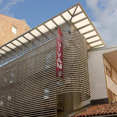Hotel Divan-2