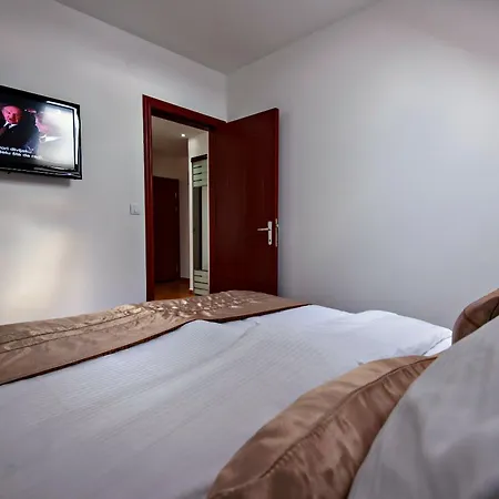 Hotel Iris-2