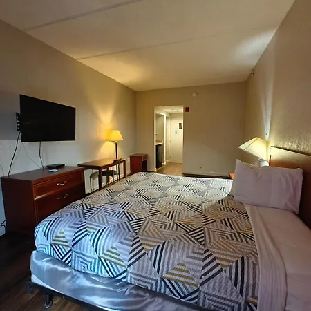 Budgetel Inns & Suites - Atlanta Galleria Stadium-3