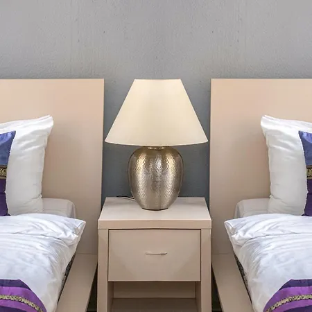 Andrassy Thai Hotel-2