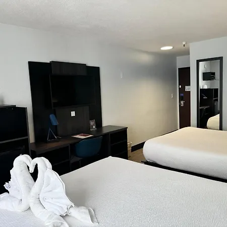 Motel 6 Hollywood-3