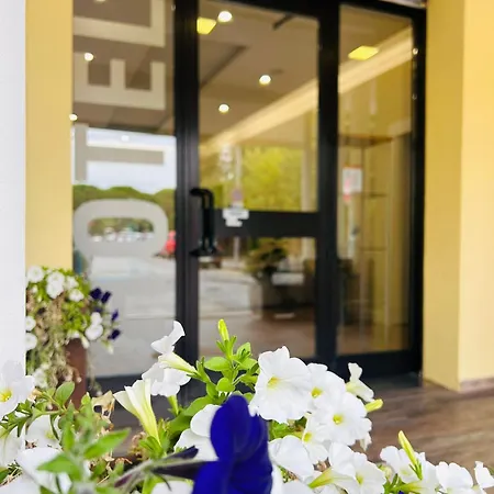 Mh Hotel Benaco-2
