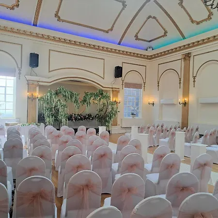 Prince Of Wales Hotel-3