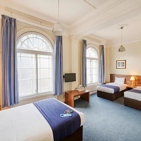 Discovery Inn - Leeds-2