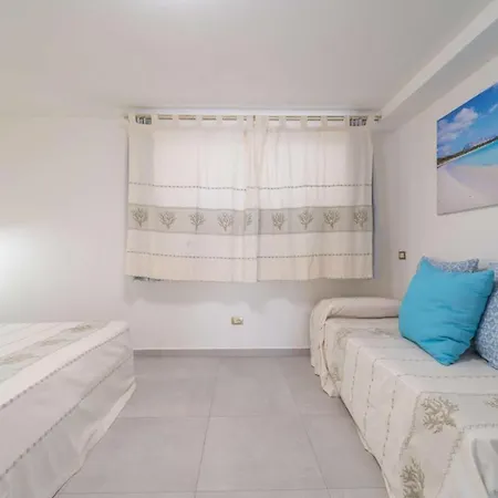 La Stampa Home-3
