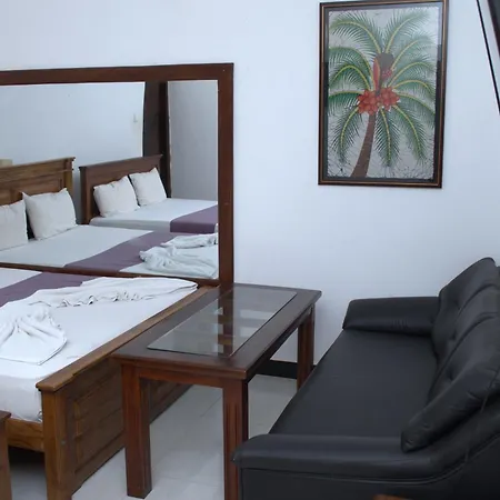 Lavinia Blue Hotel-3