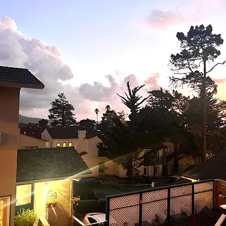 Carmel Wayfarer Inn-3