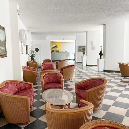 Hotel Carlton-3